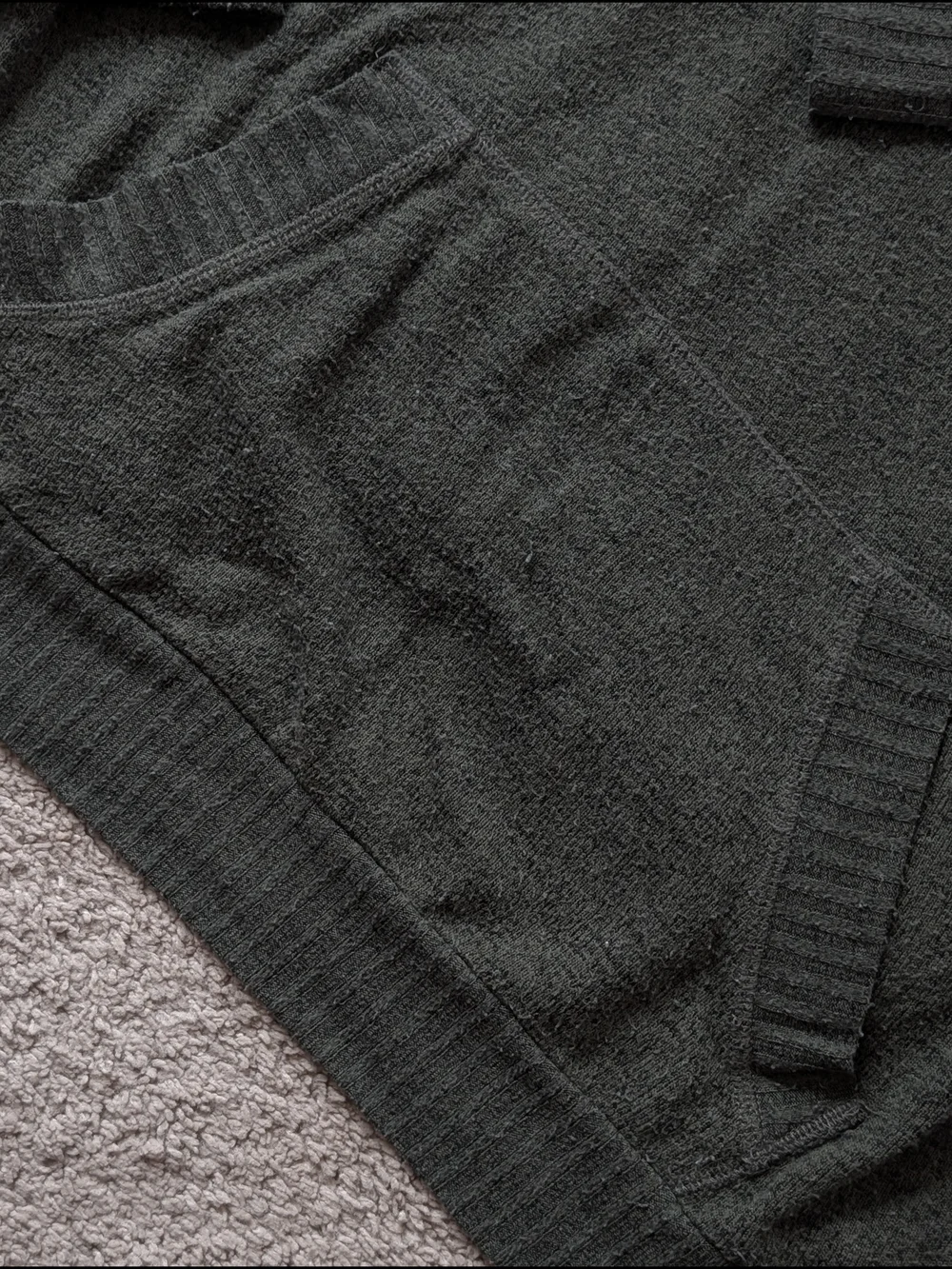 Torrid Super Soft Stretch V-Neck Hoodie Tunic Sweater in Olive Green size 2 (2X)